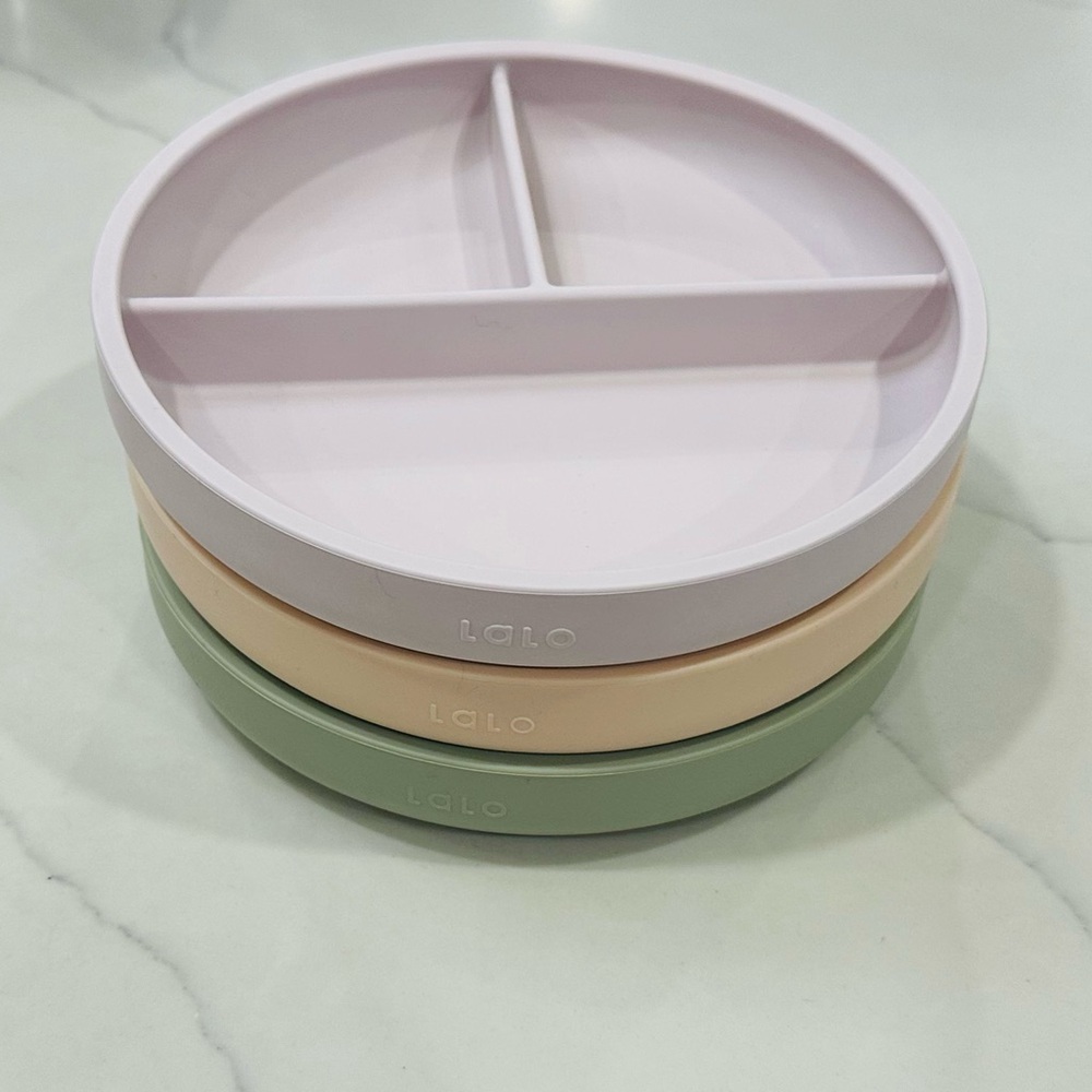 Lalo Silicone Suction Plate with Lid (x3)